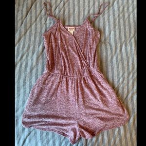 Romper size S